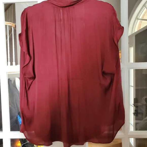 NWT Banana Republic Burgundy Satin Tie Front V-Neck Cap-Sleeve Blouse - XL - Picture 2 of 4